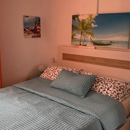 Isla Verde Apartment Torrevieja Eksteriør billede
