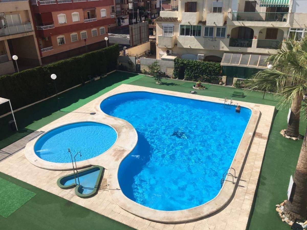 Isla Verde Apartment Torrevieja Eksteriør billede